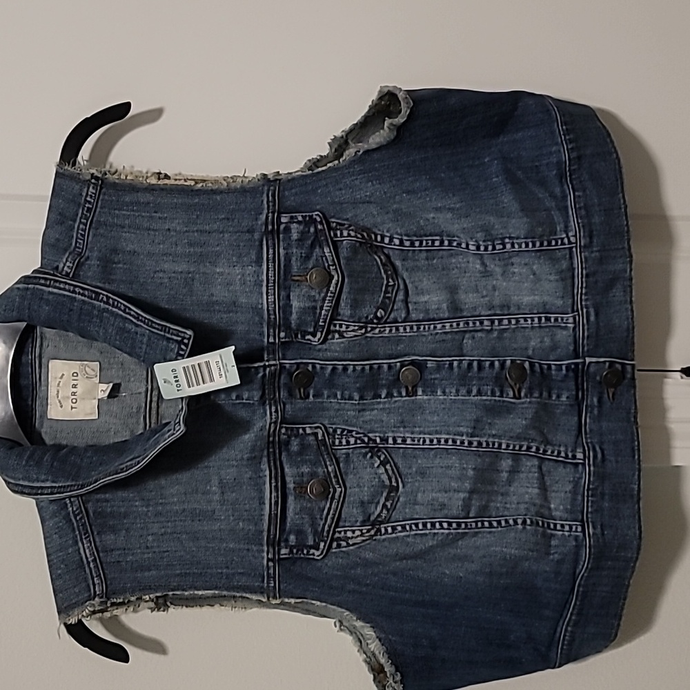 Jean Vest